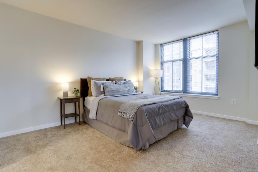 Fantastic 2 Bedroom Condo At Pentagon City Arlington Kültér fotó
